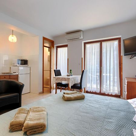 Apartment Alba - Roj157 By Interhome Rovinj Exterior foto